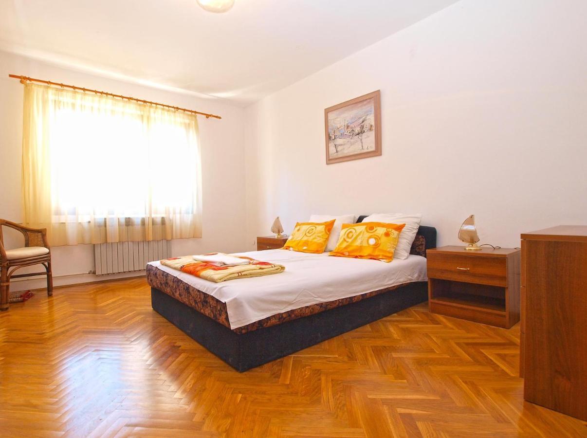 Apartments Puntizela 727 Pula Exterior photo